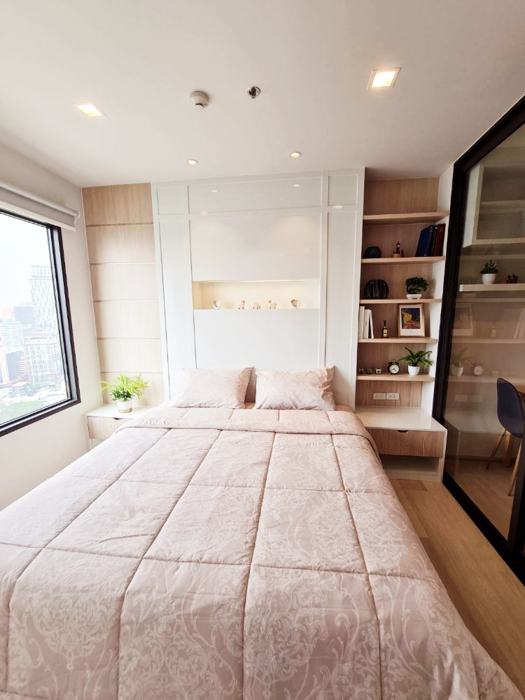 ให้เช่าคอนโดวิทยุ ชิดลม หลังสวน : 🏡✨ ให้เช่า! คอนโดหรูใจกลางเมือง Life One Wireless | 1 ห้องนอน ชั้นสูง วิวสวย! 🌆