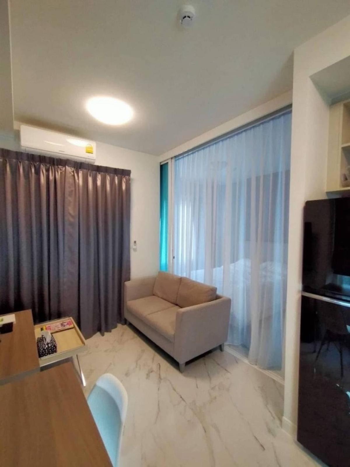 For RentCondoRatchadapisek, Huaikwang, Suttisan : 🌻𝐅𝐨𝐫 𝐑𝐞𝐧𝐭🌻 𝐂𝐡𝐚𝐩𝐭𝐞𝐫𝐎𝐧𝐞 𝐂𝐡𝐚𝐩𝐭𝐞𝐫𝐎𝐧𝐞 🏠 🏠 🏠 G18 🔥 Tile flooring Corner room 🟥🟩🟧🟨🟪🟥🟩🟧🟨🟥🟩🟨🟨🟪❤️❤️ There are 7-11 in the building. Very comfortable. 泰国房地产 转卖/出租/买房这 套公寓位于市中心， 🌻 🌻 🌼🌸🌺🌻🌼🌸🌺🌻🌼🌸🌺🟥🟪🟨 13,000.- / 1 year 🟦🟧🟪🟨🟩🟦 30 SQ.𝗺 🟥🟨🟩🟪🟥🟧 1