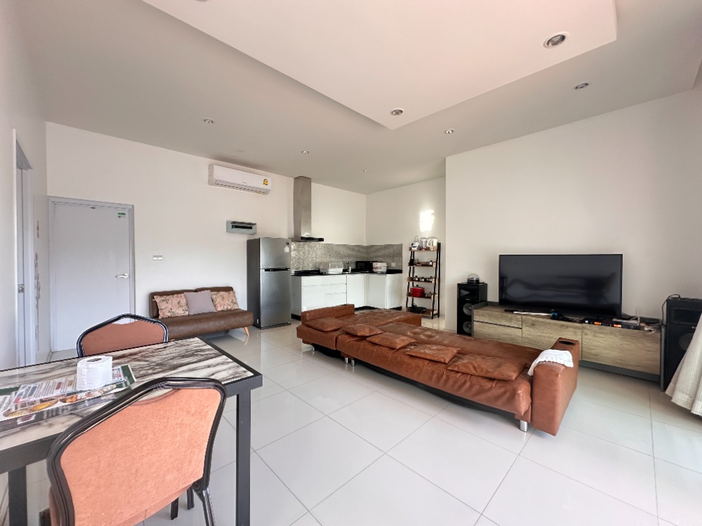 ขายบ้านหัวหิน ประจวบคีรีขันธ์ : 🏡.💦 พูลวิลล่า Le Leaf Hua Hin Pool Villa 💰 ซื้อลงทุนเพื่อปล่อยเช่ารายวัน/รายเดือน หรือจะซื้อไว้ พักอาศัยเอง ก็ คุ้มค่าสุดๆ! 🌿✨  📍 รีสอร์ทพูลวิลล่าสไตล์ Eco Modern Villas บรรยากาศเงียบสงบ ใกล้ชิดธรรมชาติ