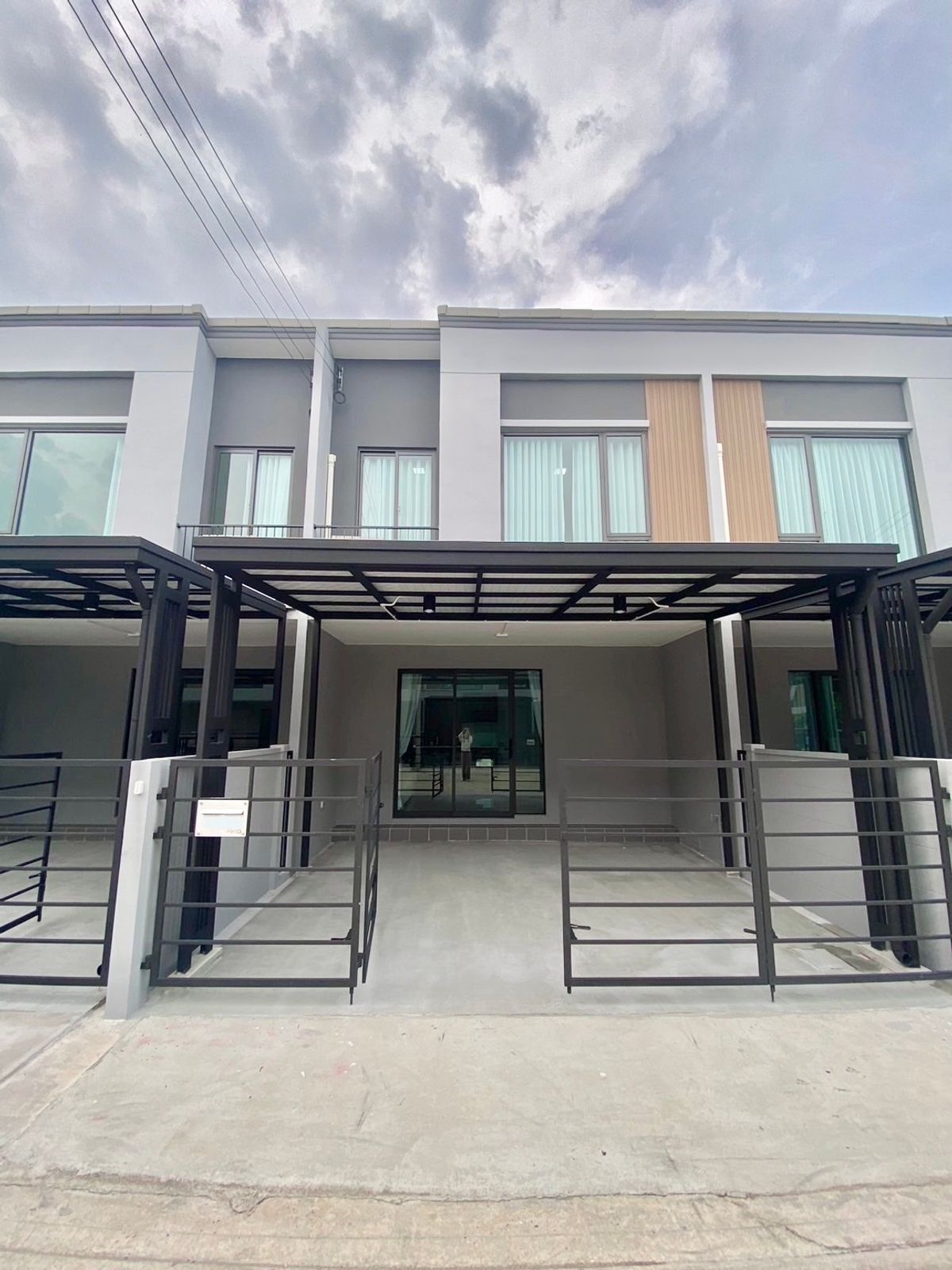 ให้เช่าทาวน์โฮมบางนา แบริ่ง ลาซาล : 📢🏡ให้เช่า Townhome ตกแต่งสวย โครงการใหม่ (มีว่าง 5 หลัง) พร้อมเข้าอยู่ ใกล้ Mega bangna เพียง 4 นาที 📍หมู่บ้าน Pleno สุขุมวิท-บางนา 2