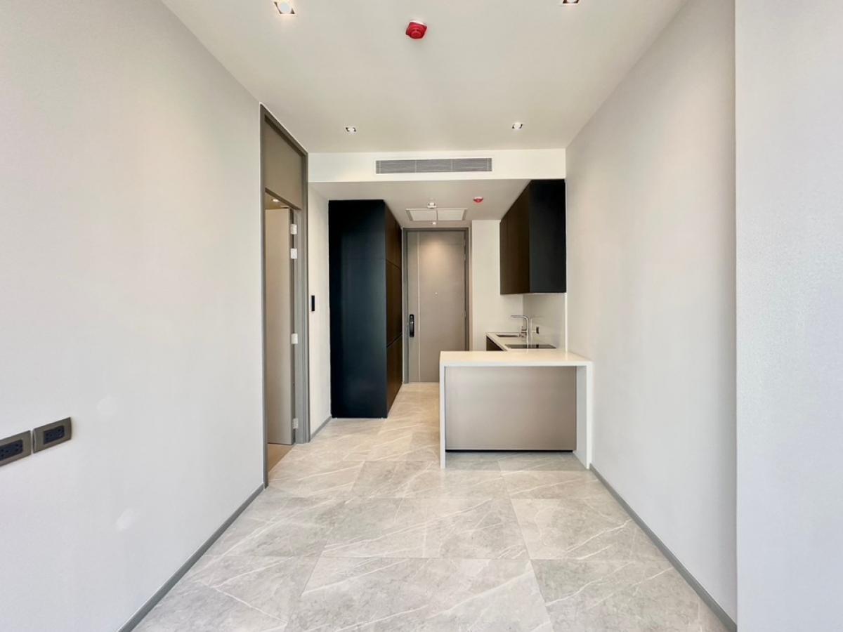 ขายคอนโดสุขุมวิท อโศก ทองหล่อ : Project : Hyde Heritage ThonglorUnit size :  43 Sqm.Bedrooms: 1Bathrooms: 1Selling Price : 10MBRental :  THB/MonthLocation : Near Thonglor BTS 250 Meters🤝ลูกค้าหรือเพื่อนเอเจนท์ท่านใดสนใจติดต่อได้เลยครับ👌Line id : apollokensoTel      :  064-9324645 KEnT