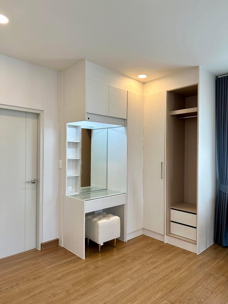 For RentHouseBangna, Bearing, Lasalle : K-6233 Urgent rent! Centro Bangna Phase 2 is ready to be addicted to Mega Bangna.