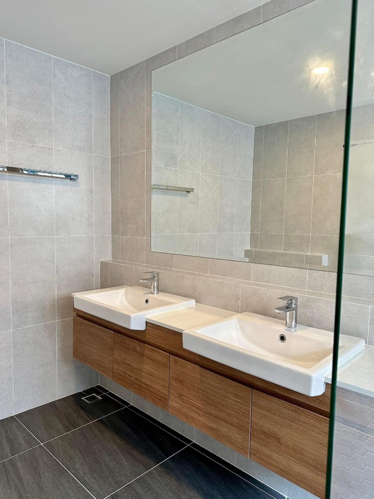 For RentHouseBangna, Bearing, Lasalle : K-6233 Urgent rent! Centro Bangna Phase 2 is ready to be addicted to Mega Bangna.