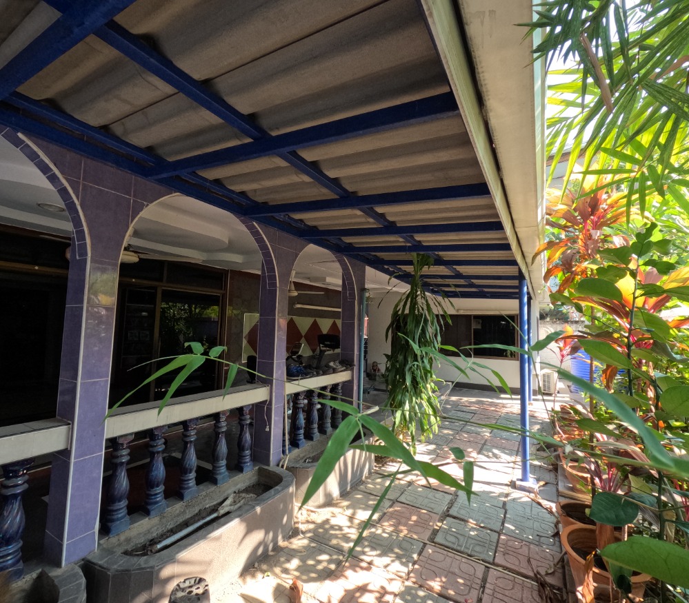 For SaleHouseBang kae, Phetkasem : House for sale, Housing, Soi Petchkasem 3, in the center of the city, good location, great value, 600 sqm.