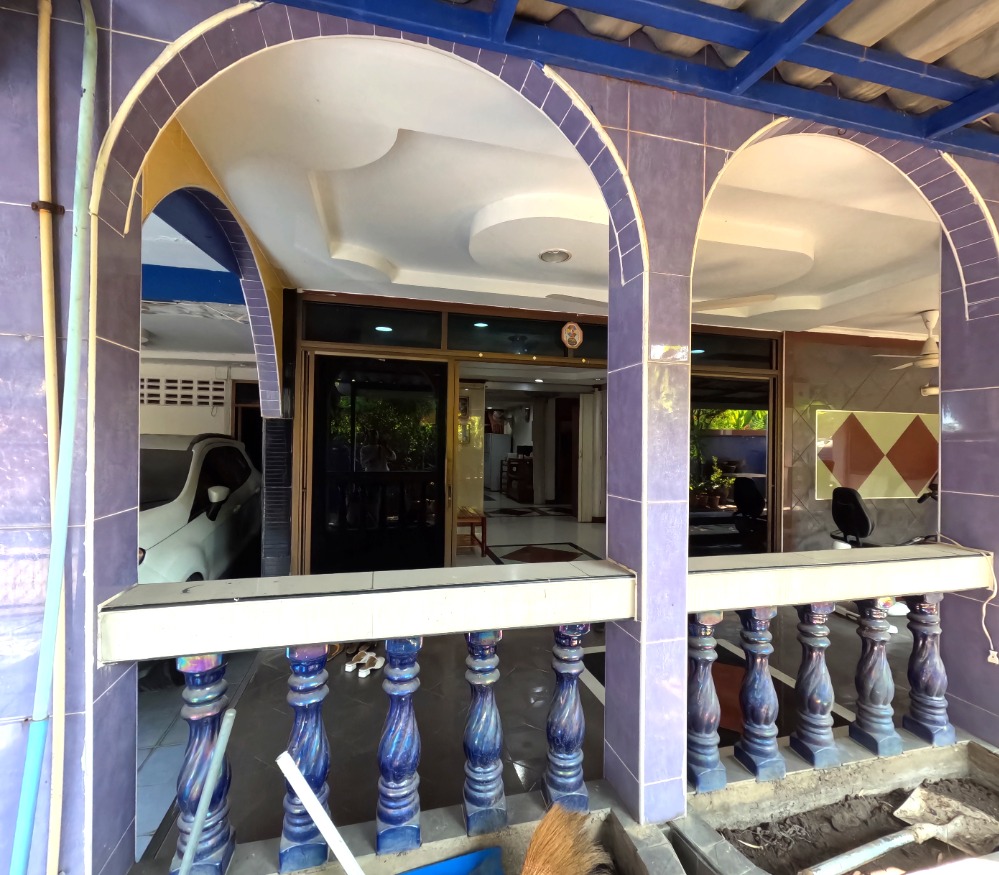 For SaleHouseBang kae, Phetkasem : House for sale, Housing, Soi Petchkasem 3, in the center of the city, good location, great value, 600 sqm.