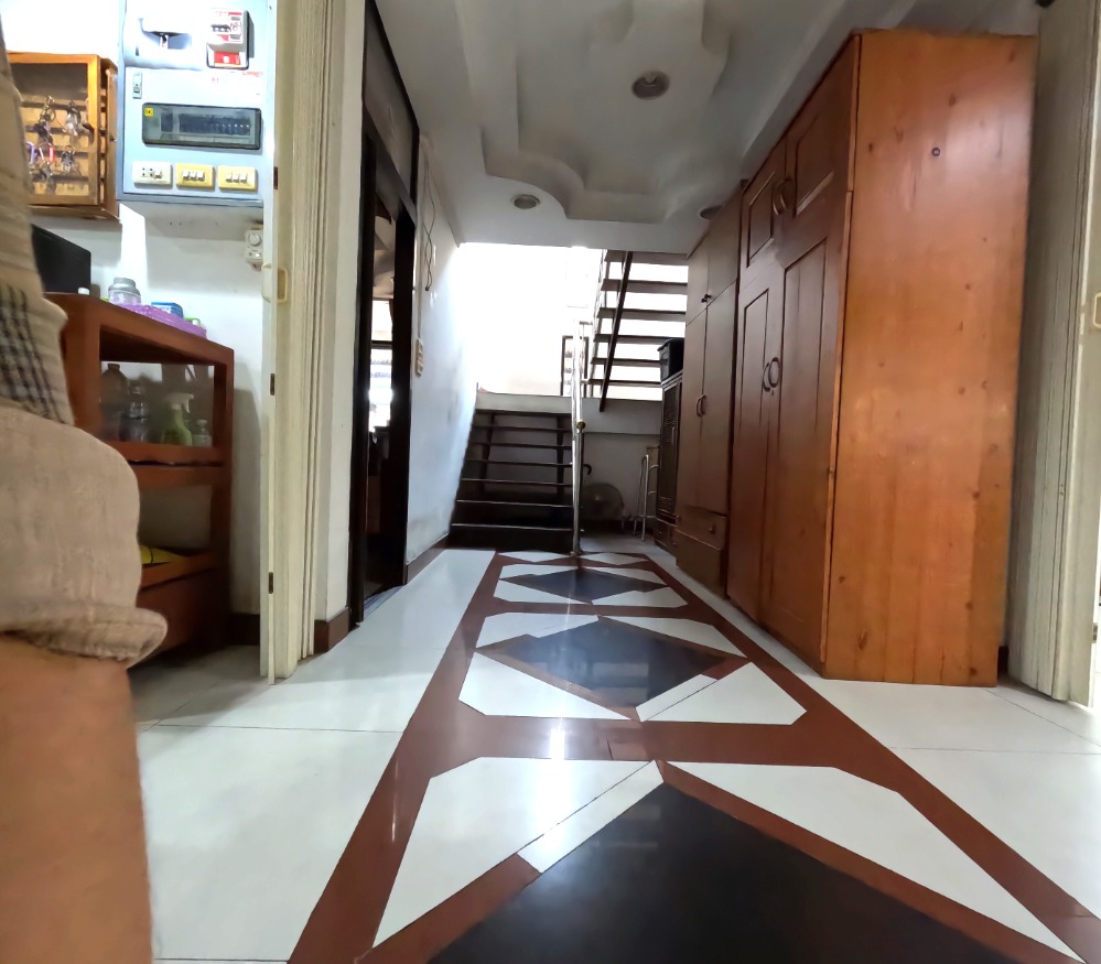 For SaleHouseBang kae, Phetkasem : House for sale, Housing, Soi Petchkasem 3, in the center of the city, good location, great value, 600 sqm.