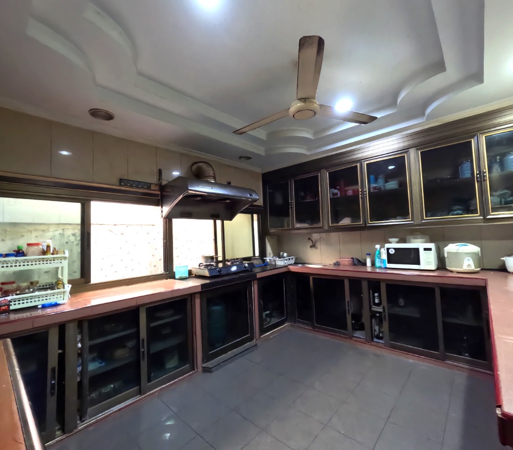 For SaleHouseBang kae, Phetkasem : House for sale, Housing, Soi Petchkasem 3, in the center of the city, good location, great value, 600 sqm.