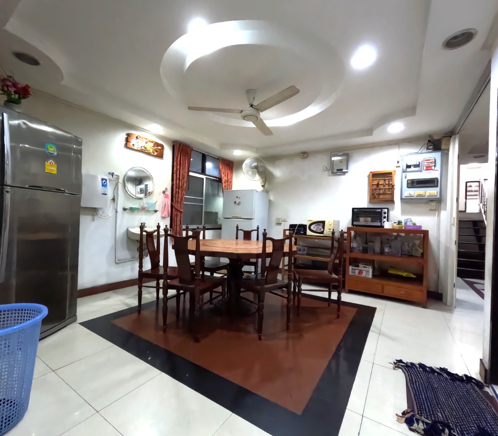 For SaleHouseBang kae, Phetkasem : House for sale, Housing, Soi Petchkasem 3, in the center of the city, good location, great value, 600 sqm.