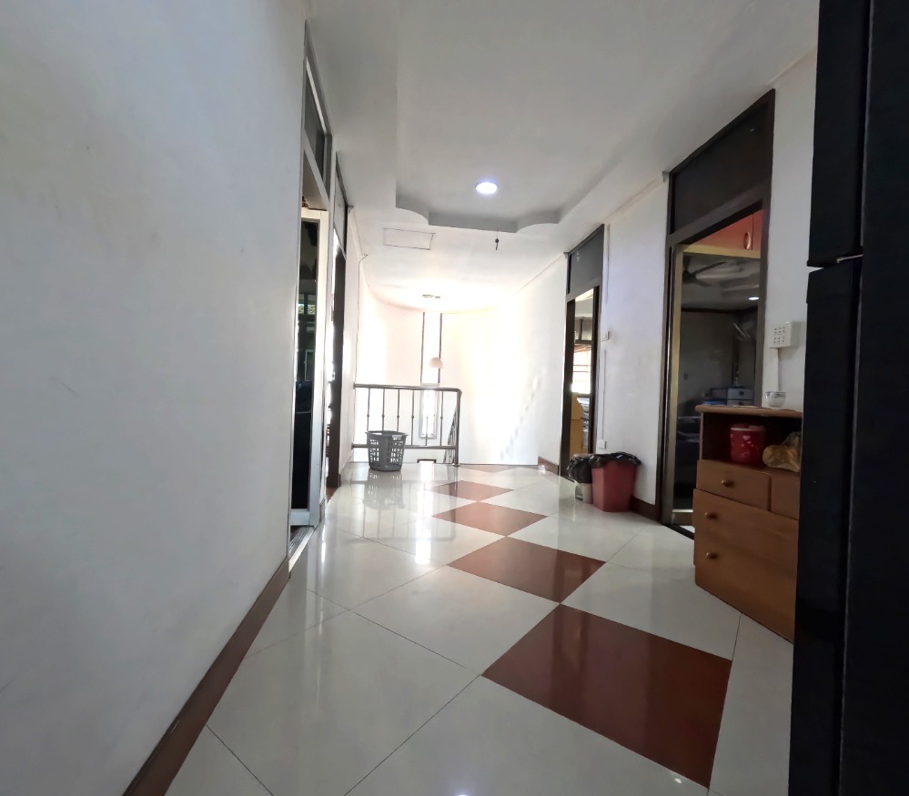 For SaleHouseBang kae, Phetkasem : House for sale, Housing, Soi Petchkasem 3, in the center of the city, good location, great value, 600 sqm.