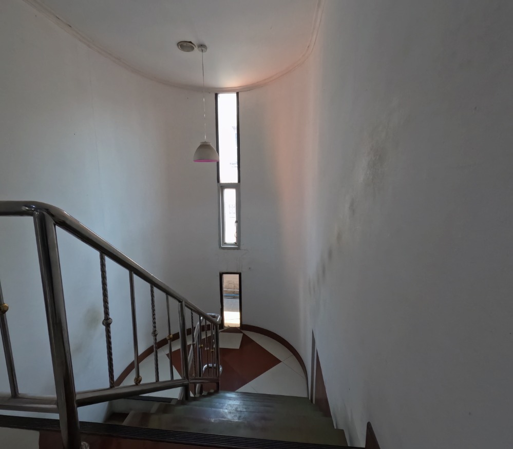 For SaleHouseBang kae, Phetkasem : House for sale, Housing, Soi Petchkasem 3, in the center of the city, good location, great value, 600 sqm.