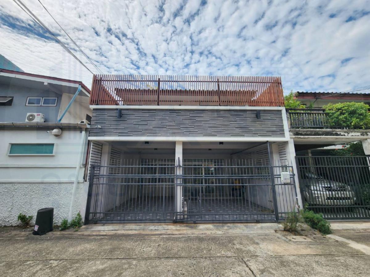 For RentHouseRatchadapisek, Huaikwang, Suttisan : House for rent, Huai Khwang, Ratchada, near Central Rama 9 🏜🎡🚆