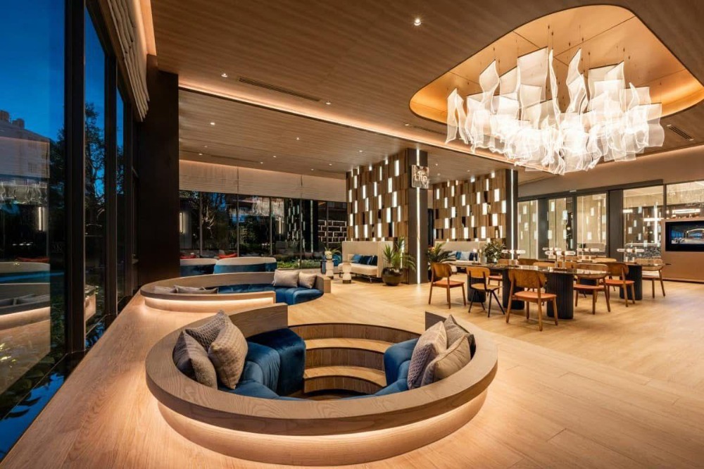 ให้เช่าคอนโดคลองเตย กล้วยน้ำไท : 🔥ให้เช่าด่วนสุด🔥ไลฟ์ พระราม 4 - อโศก ใกล้รถไฟฟ้า ย่านใจกลางเมือง พร้อมเฟอร์นิเจอร์และเครื่องใช้ไฟฟ้าใหม่เอี่ยม และสิ่งอำนวยความสะดวกที่ทันสมัย