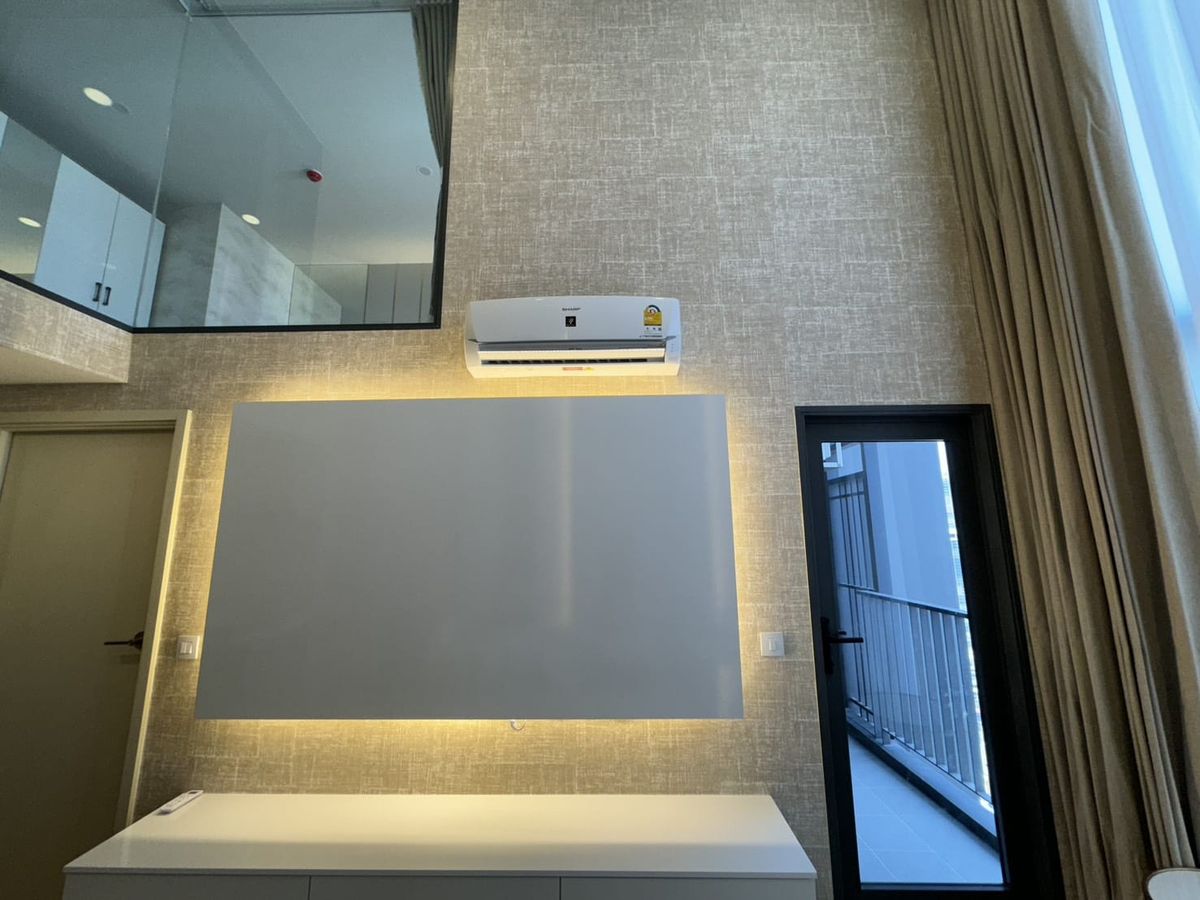 ให้เช่าคอนโดคลองเตย กล้วยน้ำไท : 🔥ให้เช่าด่วนสุด🔥ไลฟ์ พระราม 4 - อโศก ใกล้รถไฟฟ้า ย่านใจกลางเมือง พร้อมเฟอร์นิเจอร์และเครื่องใช้ไฟฟ้าใหม่เอี่ยม และสิ่งอำนวยความสะดวกที่ทันสมัย