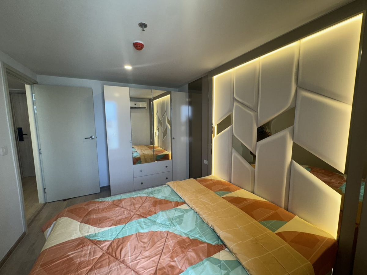 ให้เช่าคอนโดคลองเตย กล้วยน้ำไท : 🔥ให้เช่าด่วนสุด🔥ไลฟ์ พระราม 4 - อโศก ใกล้รถไฟฟ้า ย่านใจกลางเมือง พร้อมเฟอร์นิเจอร์และเครื่องใช้ไฟฟ้าใหม่เอี่ยม และสิ่งอำนวยความสะดวกที่ทันสมัย