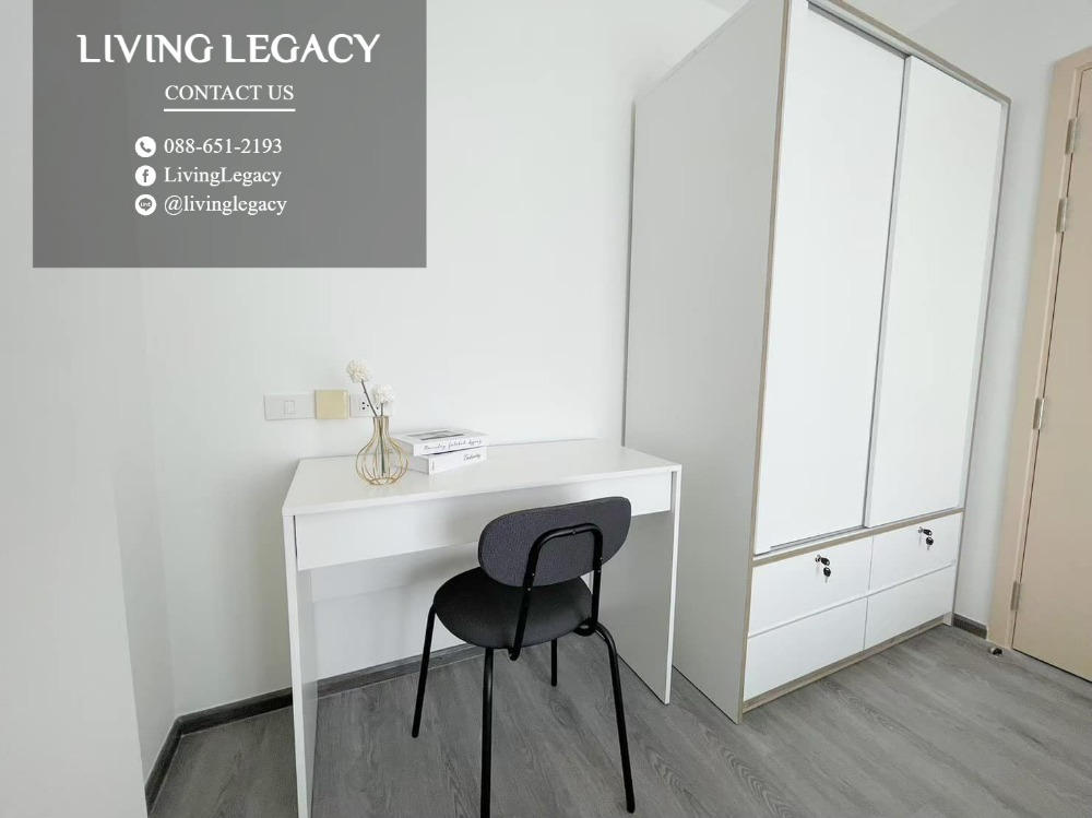 For RentCondoPattanakan, Srinakarin : Luxjhp5W Condo for Rich Park @ Triple Station 30 sq.m., Floor 35 Line ID: @LivingLegacy