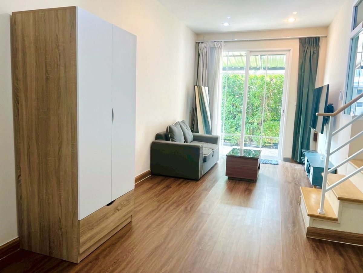 ให้เช่าทาวน์โฮมลาดกระบัง สุวรรณภูมิ : ✅Rent✅ หมู่บ้านโกลเด้นทาวน์ 3 บางนา-สวนหลวง