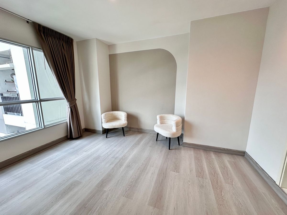 For SaleCondoKhlongtoei, Kluaynamthai : ** The cheapest price in the project !!! Urgent sale !! Aspire Rama 4 Aspai Rama 4 & GT; & GT;    There is a real room. The real price is not a trick. Or to call customers