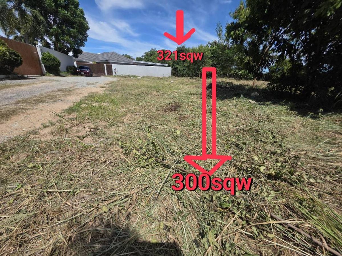 For SaleLandPattaya, Bangsaen, Chonburi : The beginning of your dream home! Close to Pattaya city, yet peaceful! Land for sale: 300 sq.wah (1,200 sq.m.) in Huay Yai, Bang Lamung, Chonburi