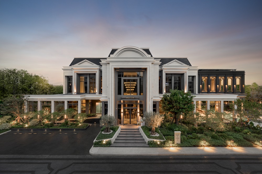 ขายบ้านพัฒนาการ ศรีนครินทร์ : ขายบ้านโครงการ CONNOISSEUR – บ้านเดี่ยว Luxury 3 ชั้น ใจกลางเมือง ใกล้ทางด่วนฉลองรัชเพียง 2.2 กม.
