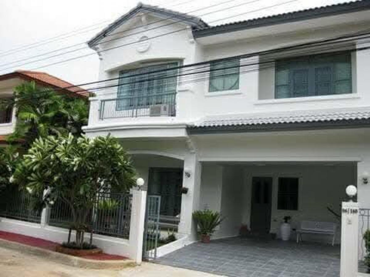 ให้เช่าบ้านบางนา แบริ่ง ลาซาล : ปล่อยบ้านเช่า มัณฑนา ศรีนคริน