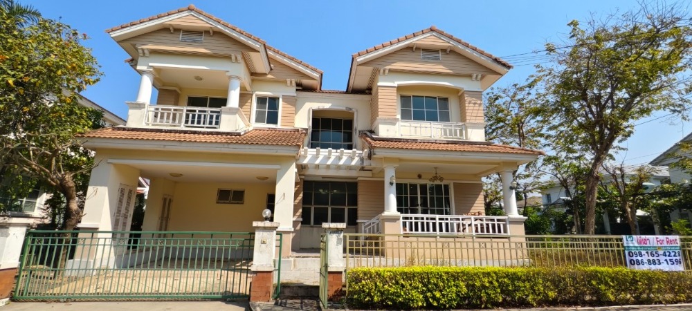 ให้เช่าบ้านลาดกระบัง สุวรรณภูมิ : 🚀 ให้เช่าบ้านเดี่ยว 2 ชั้น หมู่บ้านมัณฑณา 1 วงแหวนอ่อนนุช (ถนนสุขาภิบาล 2) หลังมุม สวยกว้างขวาง พร้อมเข้าอยู่ ทำเลทองบางนา 🏡✨