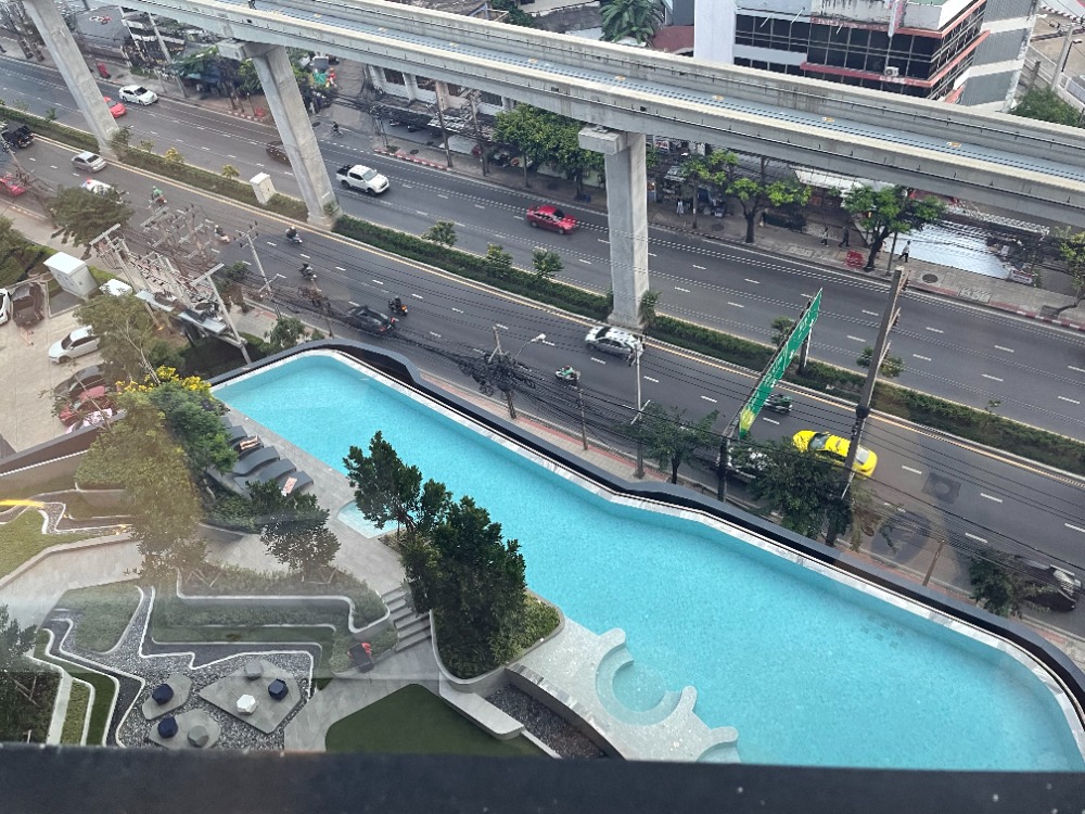 ให้เช่าคอนโดลาดพร้าว101 แฮปปี้แลนด์ : [💥𝐍EW💥] The Origin Ladprao-Bangkapi ห้องใหม่ มี Walk-in Closet วิวสระว่ายน้ำ พร้อมเฟอร์ฯ เครื่องใช้ไฟฟ้าใหม่ครบ หิ้วกระเป๋าเข้าอยู่ได้เลย ติด MRT บางกะปิ (เจ้าของ post เอง)