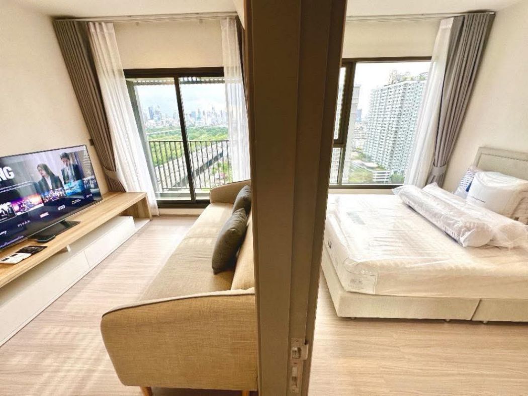 For RentCondoRama9, Petchburi, RCA : Condo for rent, Life Asoke Hype, 20th floor, size 32 sq m., for rent 23,000 baht/month