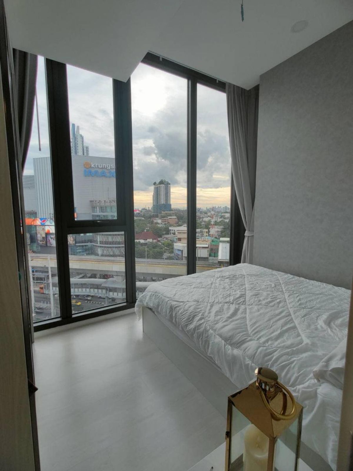 ให้เช่าคอนโดเกษตรศาสตร์ รัชโยธิน : ให้เช่า คอนโด แมสซารีน รัชโยธิน [Mazarine Ratchayothin] ห้องสวย  ราคาดี เดินทางสะดวก เฟอร์นิเจอร์ครบ พร้อมเข้าอยู่ทันที นัดดูห้องได้เลย