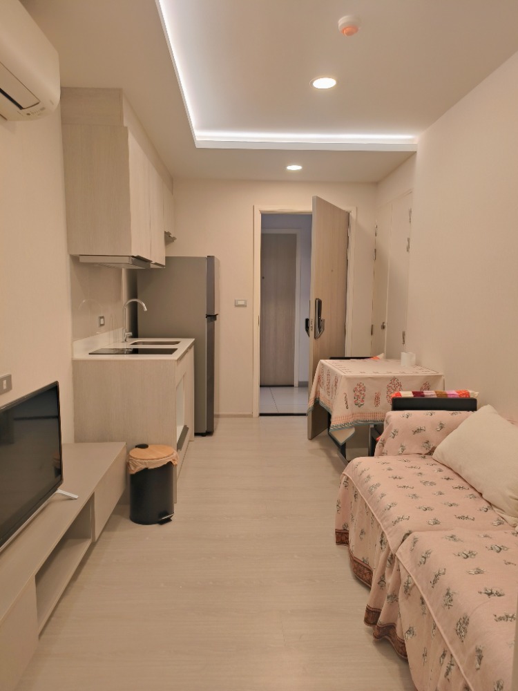 ให้เช่าคอนโดสุขุมวิท อโศก ทองหล่อ : Vtara สุขุมวิท 36 หนึ่งเตียง เฟอร์นิเจอร์ครบ พร้อมเข้าอยู่