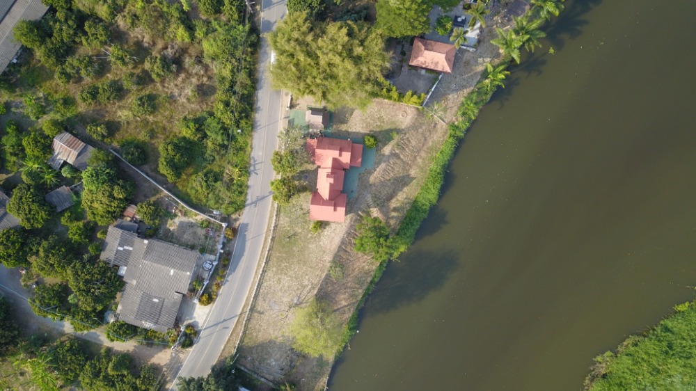 For RentHouseChiang Mai : Land for rent with houses on the waterfront, San Pa Tong District, Chiang Mai Province 🌿🏡✨