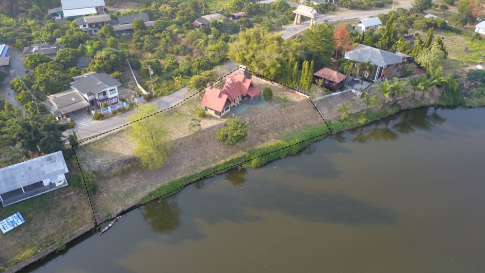 For RentHouseChiang Mai : Land for rent with houses on the waterfront, San Pa Tong District, Chiang Mai Province 🌿🏡✨