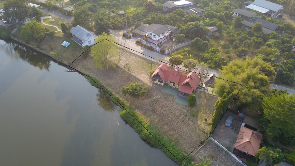For RentHouseChiang Mai : Land for rent with houses on the waterfront, San Pa Tong District, Chiang Mai Province 🌿🏡✨