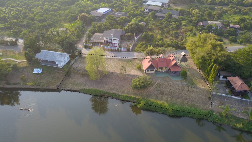 For RentHouseChiang Mai : Land for rent with houses on the waterfront, San Pa Tong District, Chiang Mai Province 🌿🏡✨