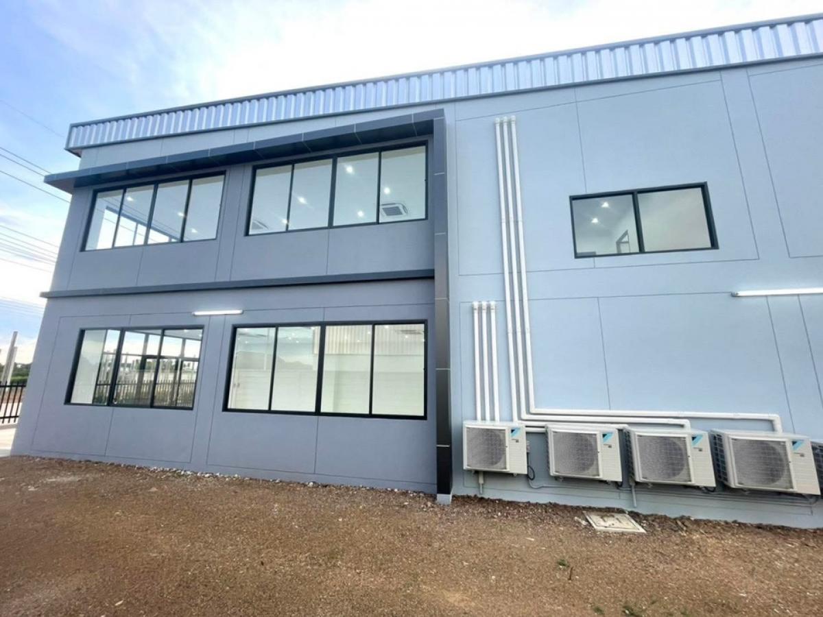 For RentFactoryPathum Thani,Rangsit, Thammasat : Rent/sell brand new construction factory On a dark purple area The land size starts at 337 - 505 square wah per 1 plot of Lam Luk Ka Khlong 9, Pathum Thani.
