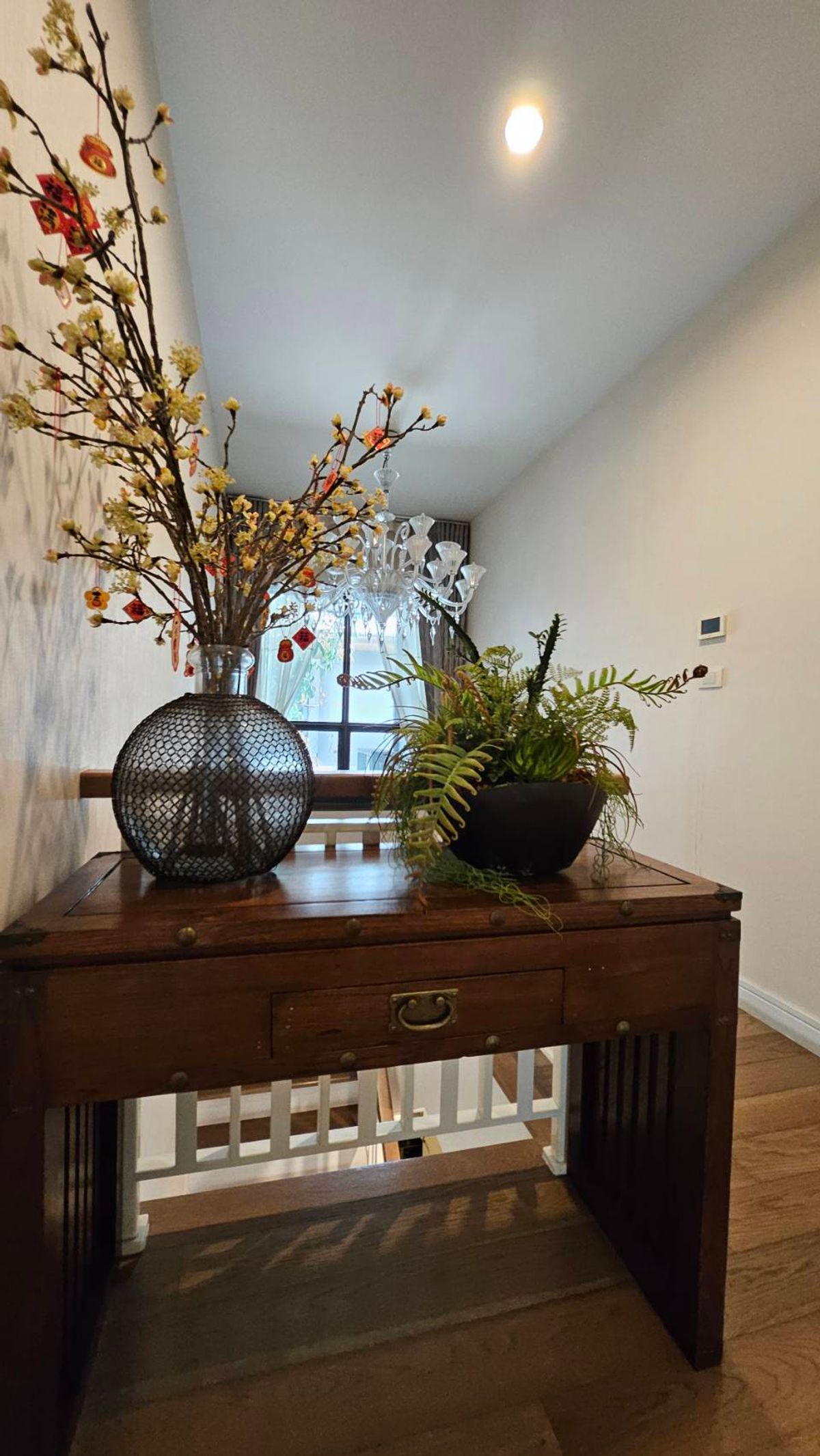 For RentHousePattanakan, Srinakarin : 🚩FOR RENT LUXURY HOUSE, a single house, very big corner 🔥 House number is already rich 🔥 Ready to stay - special price 🔥