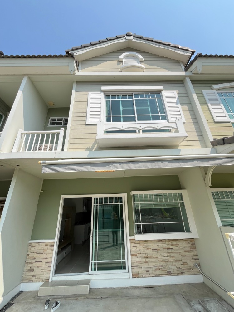 For RentTownhomeSamut Prakan,Samrong : 🏡🏡 Updated home 🐶😸 Townhome behind Mega Bangna, starting at 17,000 baht, 2 bedrooms, 3 bathrooms, animal nourishing, indy (1) bangna km.7 ✅ 18,000฿ can raise animals https://www.livinginsider.com/re/2457199 Indy (1) bangna km.7 ✅ 19,000