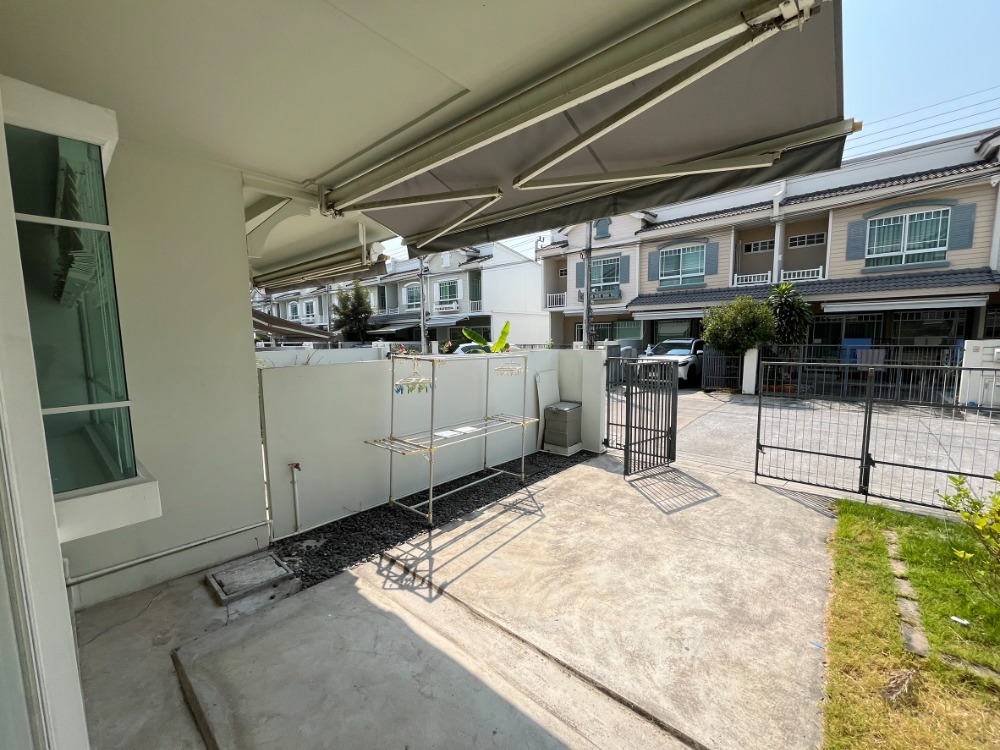 ให้เช่าทาวน์โฮมสมุทรปราการ สำโรง : 🏡🏡อัพเดตบ้านว่าง🐶😸 ทาวน์โฮม หลังเมกะ บางนา เริ่มต้น 17,000 บาท 2 ห้องนอน 3 ห้องน้ำ เลี้ยงสัตว์ได้  Indy (1) bangna km.7 ✅ 18,000฿ เลี้ยงสัตว์ได้ https://www.livinginsider.com/re/2457199  Indy (1) bangna km.7 ✅ 19,000