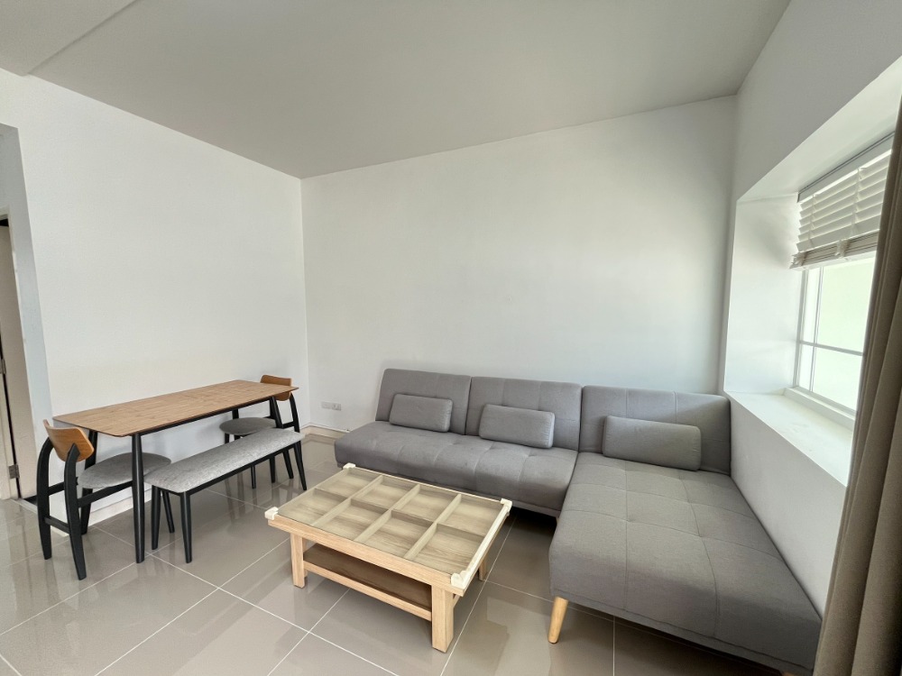 ให้เช่าทาวน์โฮมสมุทรปราการ สำโรง : 🏡🏡อัพเดตบ้านว่าง🐶😸 ทาวน์โฮม หลังเมกะ บางนา เริ่มต้น 17,000 บาท 2 ห้องนอน 3 ห้องน้ำ เลี้ยงสัตว์ได้  Indy (1) bangna km.7 ✅ 18,000฿ เลี้ยงสัตว์ได้ https://www.livinginsider.com/re/2457199  Indy (1) bangna km.7 ✅ 19,000