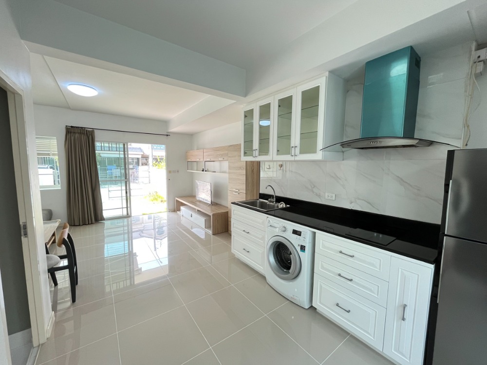 ให้เช่าทาวน์โฮมสมุทรปราการ สำโรง : 🏡🏡อัพเดตบ้านว่าง🐶😸 ทาวน์โฮม หลังเมกะ บางนา เริ่มต้น 17,000 บาท 2 ห้องนอน 3 ห้องน้ำ เลี้ยงสัตว์ได้  Indy (1) bangna km.7 ✅ 18,000฿ เลี้ยงสัตว์ได้ https://www.livinginsider.com/re/2457199  Indy (1) bangna km.7 ✅ 19,000