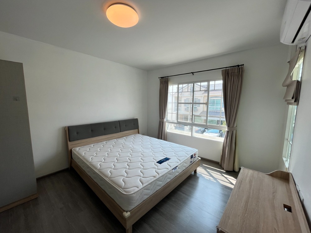 ให้เช่าทาวน์โฮมสมุทรปราการ สำโรง : 🏡🏡อัพเดตบ้านว่าง🐶😸 ทาวน์โฮม หลังเมกะ บางนา เริ่มต้น 17,000 บาท 2 ห้องนอน 3 ห้องน้ำ เลี้ยงสัตว์ได้  Indy (1) bangna km.7 ✅ 18,000฿ เลี้ยงสัตว์ได้ https://www.livinginsider.com/re/2457199  Indy (1) bangna km.7 ✅ 19,000