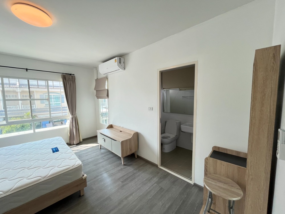 ให้เช่าทาวน์โฮมสมุทรปราการ สำโรง : 🏡🏡อัพเดตบ้านว่าง🐶😸 ทาวน์โฮม หลังเมกะ บางนา เริ่มต้น 17,000 บาท 2 ห้องนอน 3 ห้องน้ำ เลี้ยงสัตว์ได้  Indy (1) bangna km.7 ✅ 18,000฿ เลี้ยงสัตว์ได้ https://www.livinginsider.com/re/2457199  Indy (1) bangna km.7 ✅ 19,000