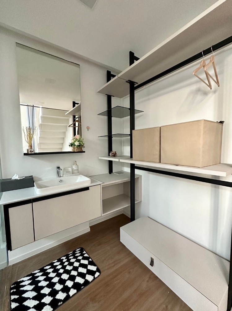 For RentHousePattanakan, Srinakarin : Vive Krungthepkeeta 3 bedrooms