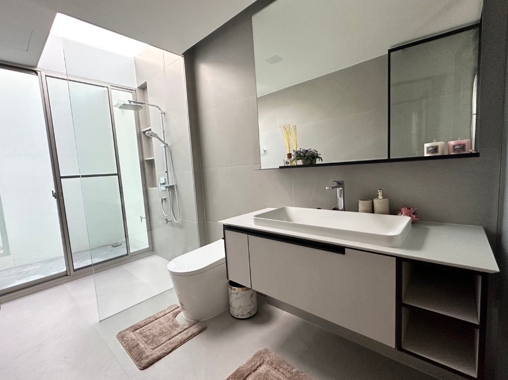 For RentHousePattanakan, Srinakarin : Vive Krungthepkeeta 3 bedrooms