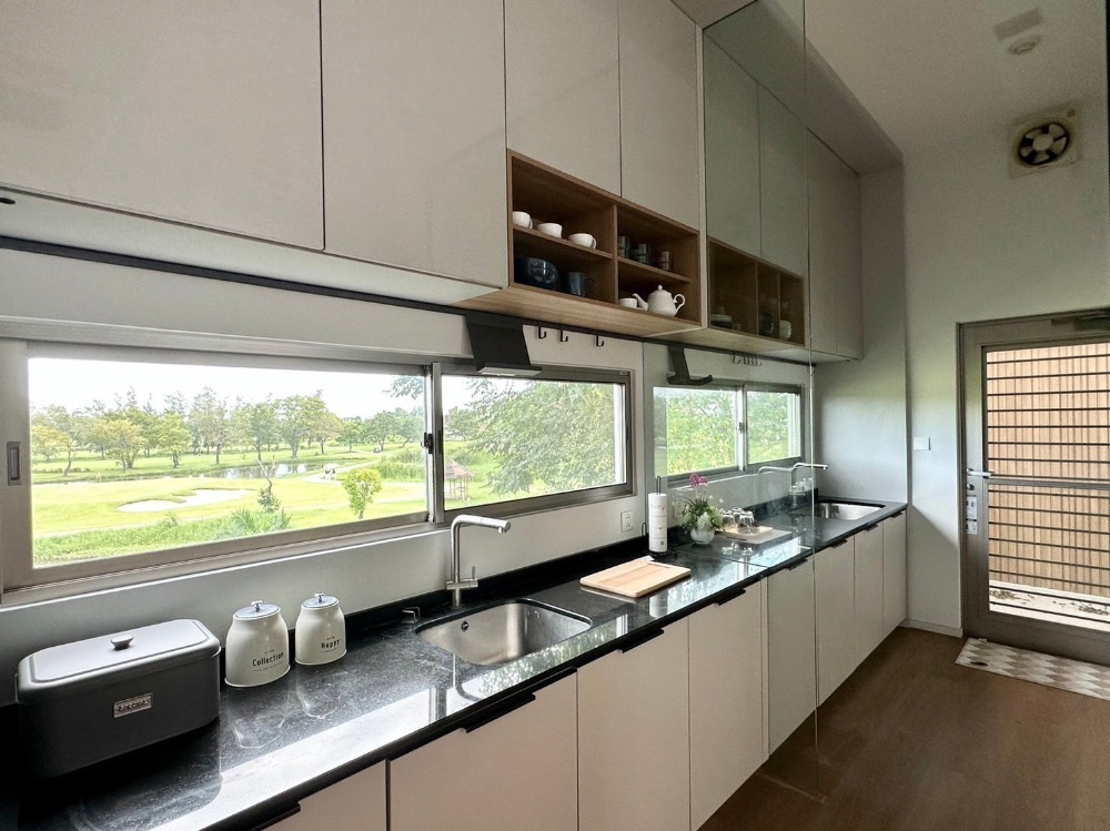 For RentHousePattanakan, Srinakarin : Vive Krungthepkeeta Brandnew