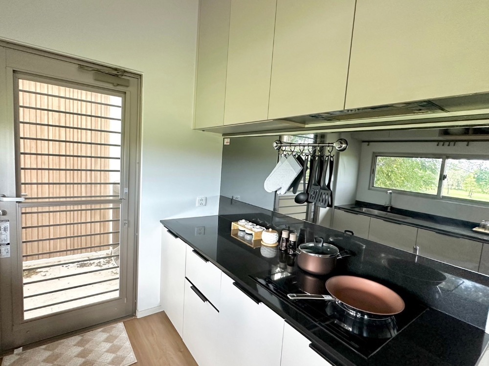 For RentHousePattanakan, Srinakarin : Vive Krungthepkeeta Brandnew