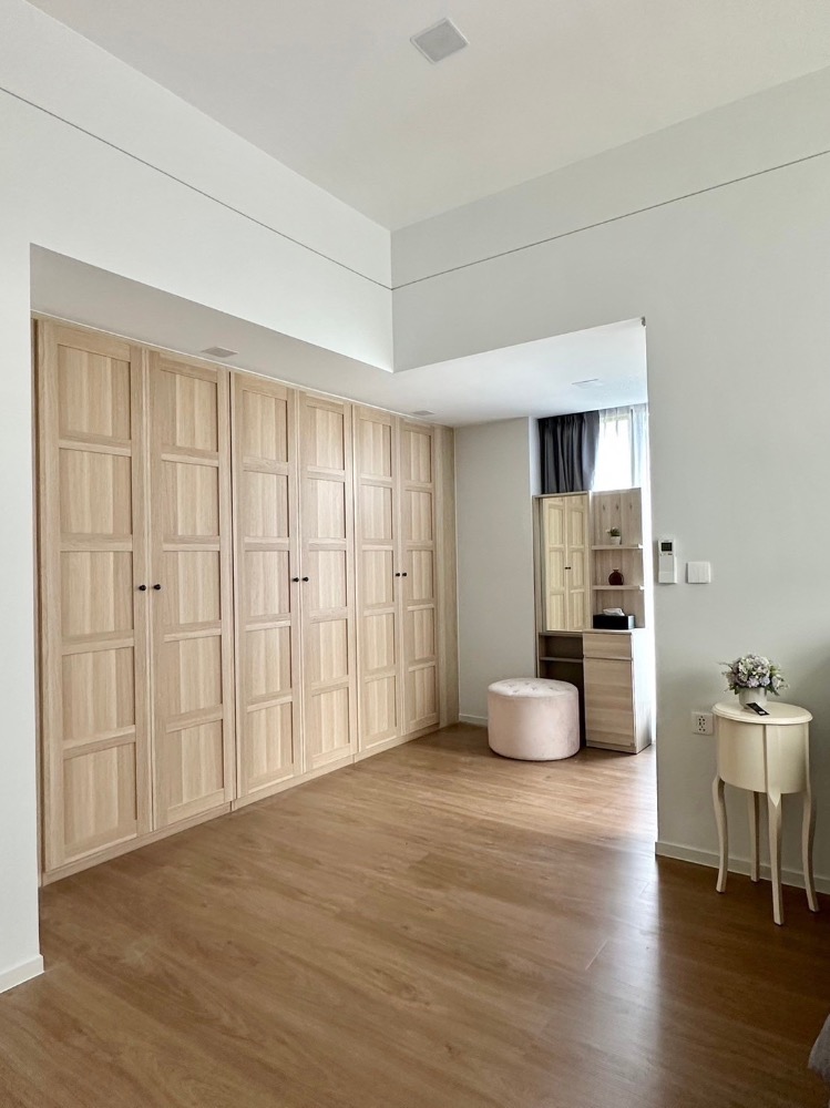 For RentHousePattanakan, Srinakarin : Vive Krungthepkeeta Brandnew