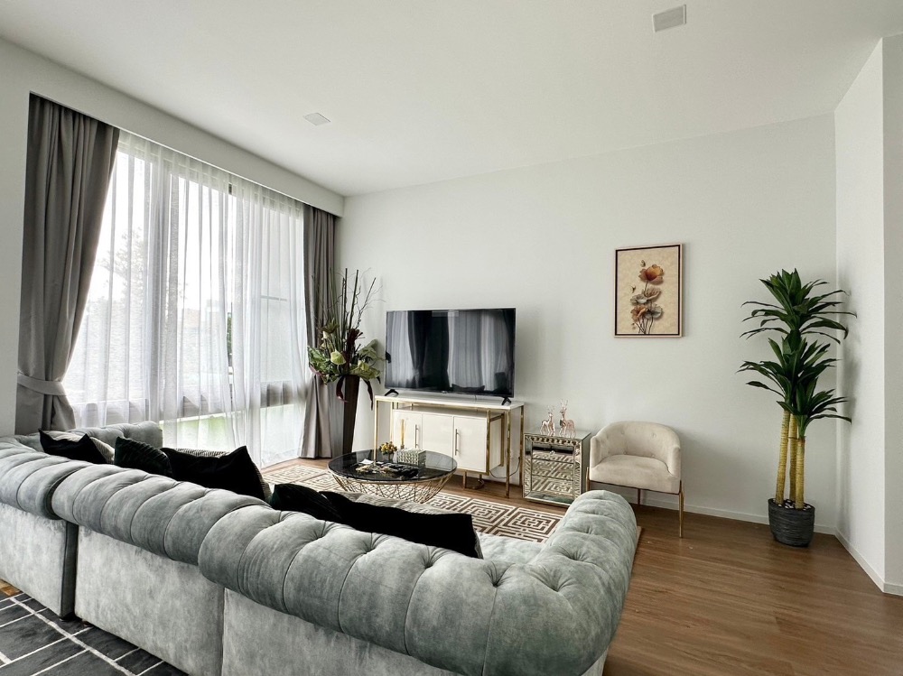 For RentHousePattanakan, Srinakarin : Vive Krungthepkeeta Brandnew