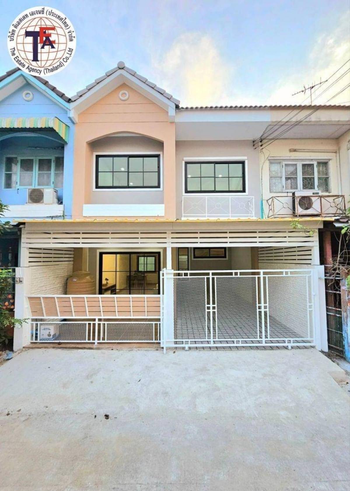 ขายทาวน์โฮมนนทบุรี บางใหญ่ บางบัวทอง : ขายทาวน์เฮ้าส์ 2 ชั้น หมู่บ้านบางบัวทองพาร์ค ถนนกาญจนาภิเษก บางบัวทอง นนทบุรี ตลาดสมบัติบุรี เซ็นทรัลเวสเกต รถไฟฟ้าสายสีม่วง คลองบางไผ่  บางกรวย-ไทรน้อย ชัยพฤกษ์ ราชพฤกษ์ นครอินทร์  บางบัวทอง สุพรรณบุรี Big King โรงพยาบาลเกษมราษฎร์รัตนาธิเบศร์