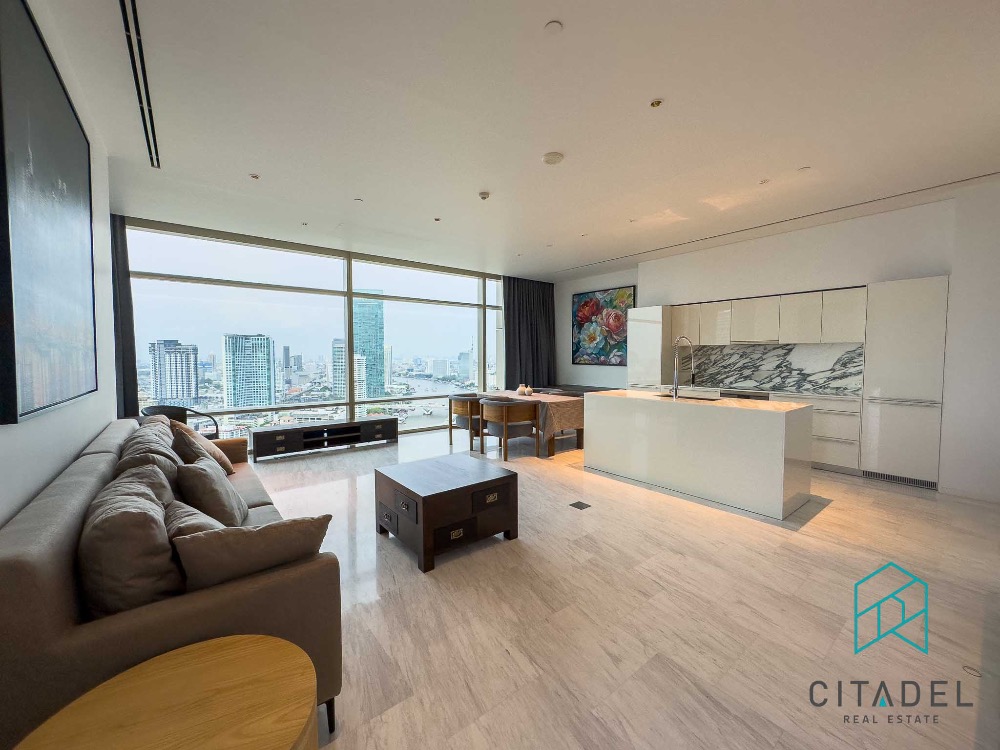 ขายคอนโดสาทร นราธิวาส : Four Seasons Private Residences - Luxury 2 Beds Condo for Sale!