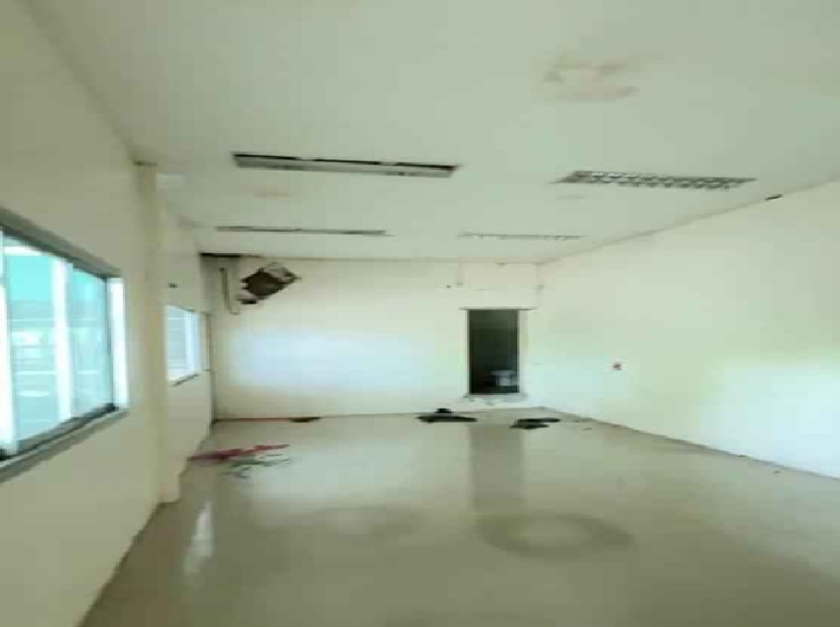 For Rent ให้เช่าอู่ซ่อมรถ / ร้านประดับยนต์ / ขายรถมือสอง / โกดัง / ทำเล ริมถนนพระราม 2 กม.18 (ริมถนน) ใกล้กับ หมู่บ้าน เดอะแกรนด์ พระราม 2 / ทำเลติดถนน / เหมาะหลากหลายธุรกิจ Loading...